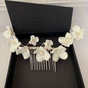 Elegant White Floral Hair Comb by
